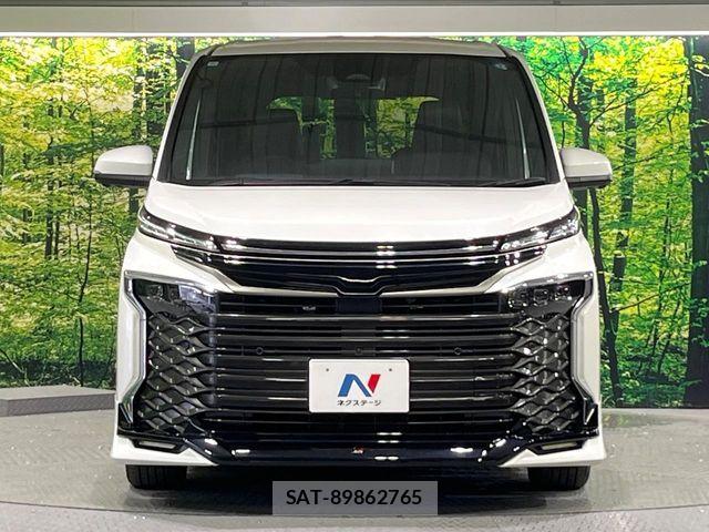 Toyota VOXY HYBRID 2024-06 8247139-13