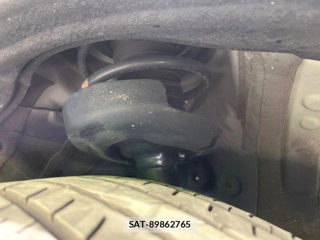 Toyota VOXY HYBRID 2024-06 8247139-19