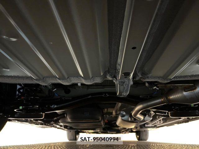 Toyota VOXY HYBRID 2026-07 8247136-18