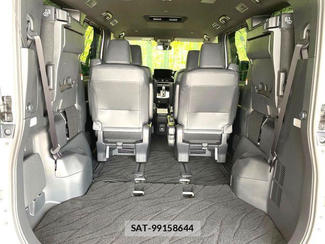 Toyota VOXY HYBRID 2025-07 8317995-10