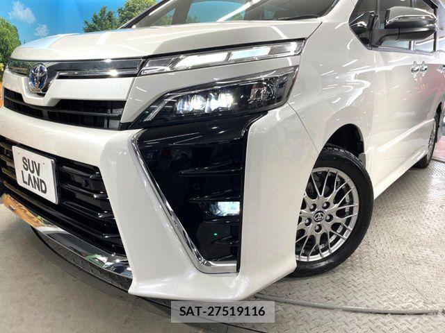 Toyota VOXY HYBRID 2020-12 8318021-13