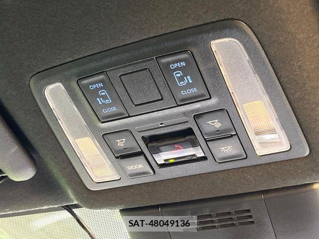 Toyota VOXY HYBRID 2024-04 8318010-4