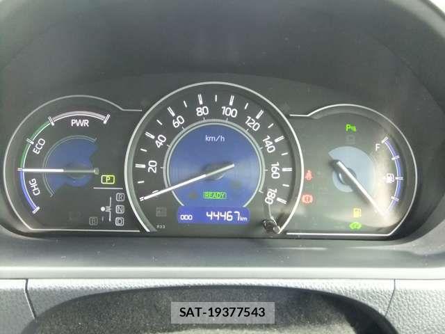 Toyota VOXY HYBRID 2021-12 8318018-4