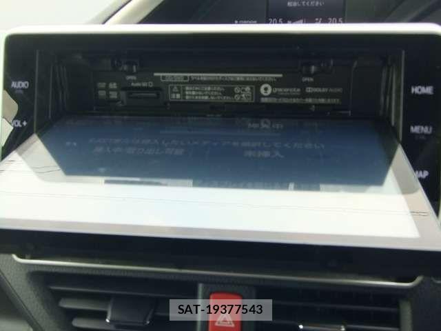 Toyota VOXY HYBRID 2021-12 8318018-7