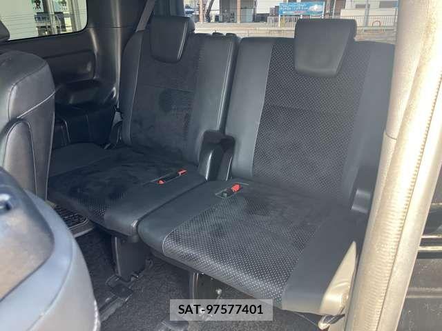 Toyota VOXY HYBRID 2021-12 8318023-11