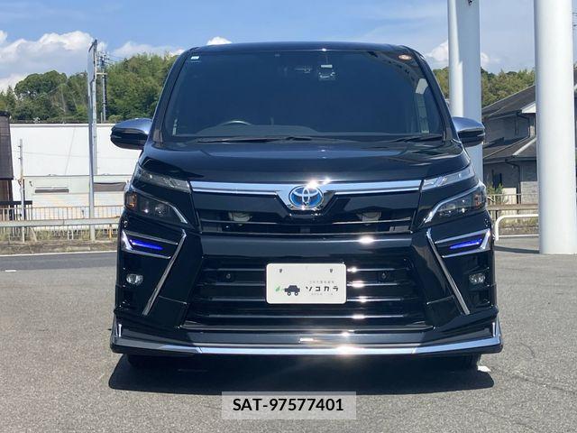 Toyota VOXY HYBRID 2021-12 8318023-25