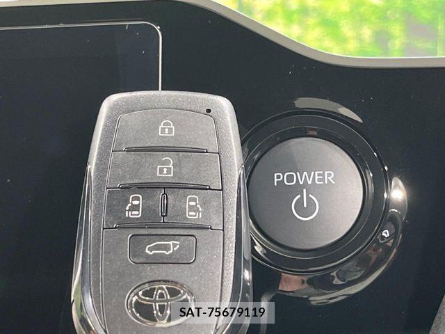 Toyota VOXY HYBRID 2025-07 8317992-6