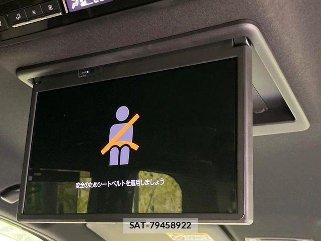 Toyota VOXY HYBRID 2022-09 8318002-3