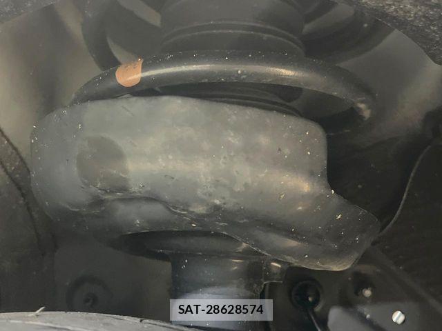 Toyota VOXY HYBRID 2025-06 8317994-17