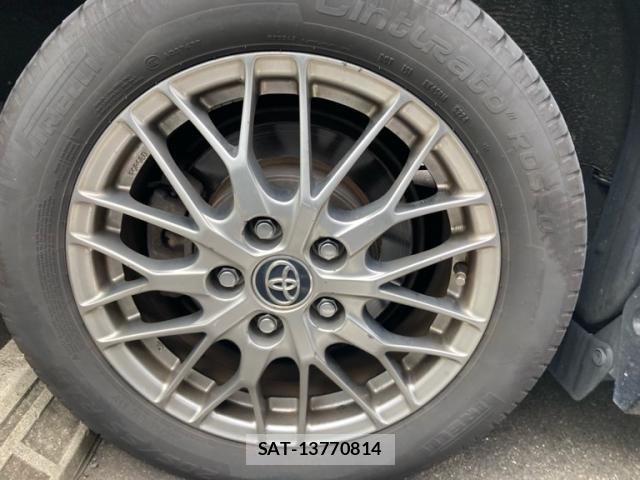 Toyota VOXY HYBRID 2017-07 8318047-14