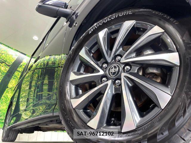 Toyota VOXY HYBRID 2023-01 8318004-13