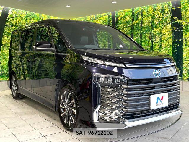 Toyota VOXY HYBRID 2023-01 8318004-16
