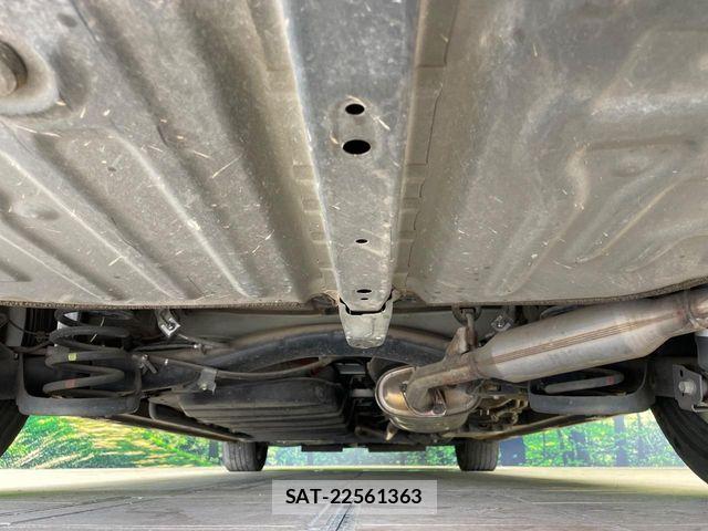 Toyota VOXY HYBRID 2017-12 8318030-19