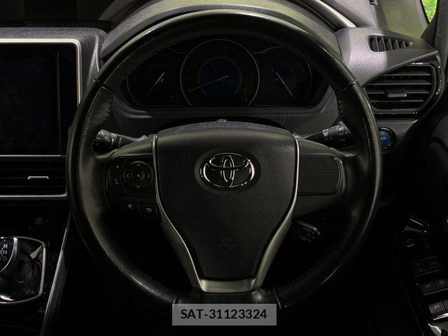 Toyota VOXY HYBRID 2019-09 8318028-11