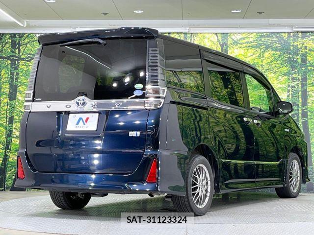 Toyota VOXY HYBRID 2019-09 8318028-17