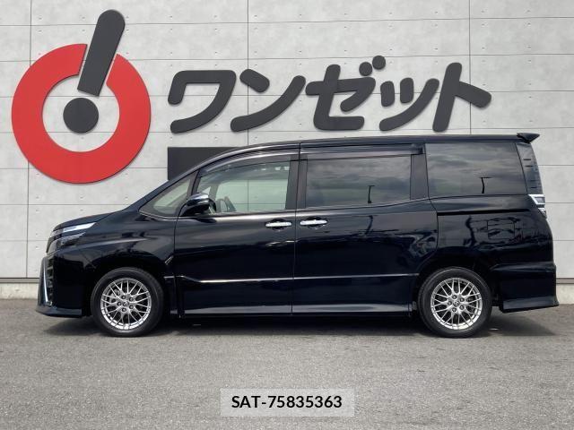 Toyota VOXY HYBRID 2021-08 8318013-18