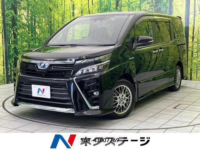 Toyota VOXY HYBRID 2017-10 8318042-0
