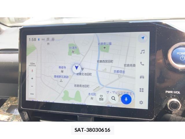 Toyota VOXY HYBRID 2023-03 8318011-24