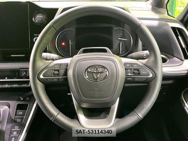 Toyota VOXY HYBRID 2023-10 8317993-10
