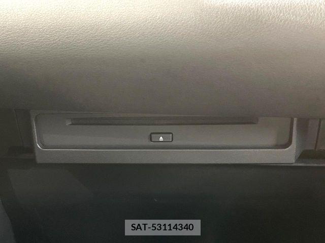 Toyota VOXY HYBRID 2023-10 8317993-6