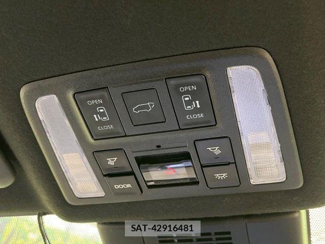 Toyota VOXY HYBRID 2023-06 8317991-6