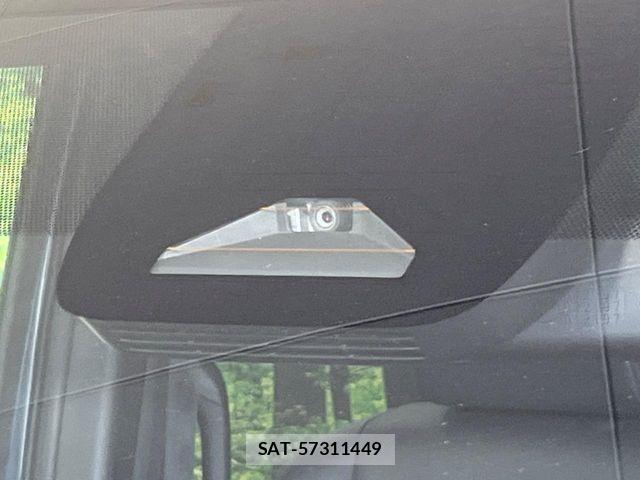 Toyota VOXY HYBRID 2024-01 8318009-5