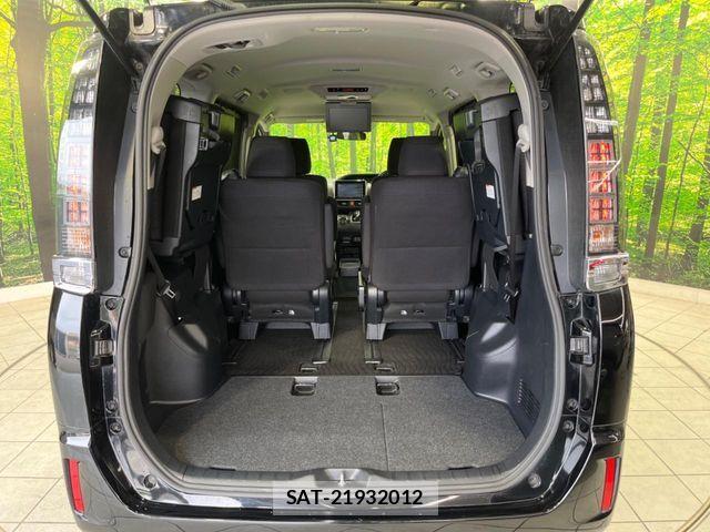 Toyota VOXY HYBRID 2014-08 8318046-10