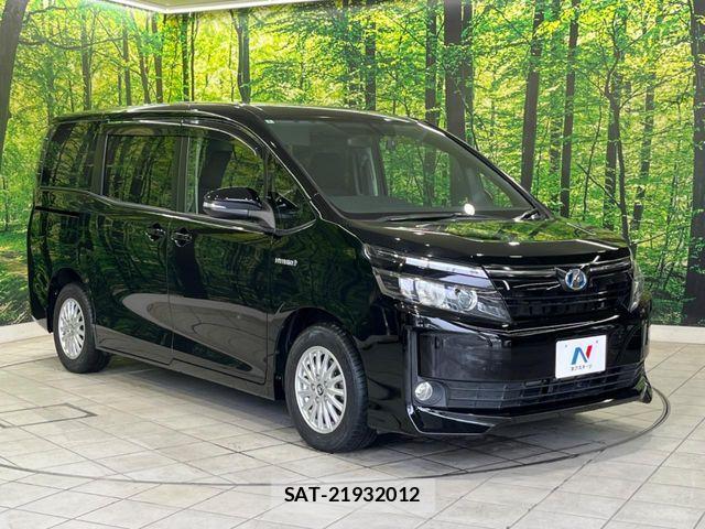 Toyota VOXY HYBRID 2014-08 8318046-16