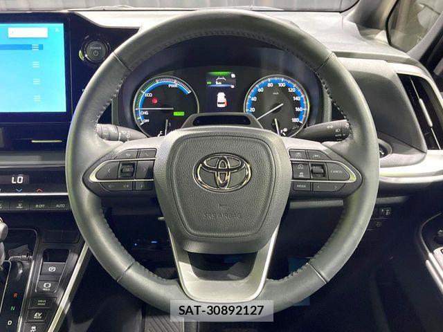 Toyota VOXY HYBRID 2023-12 8318006-10