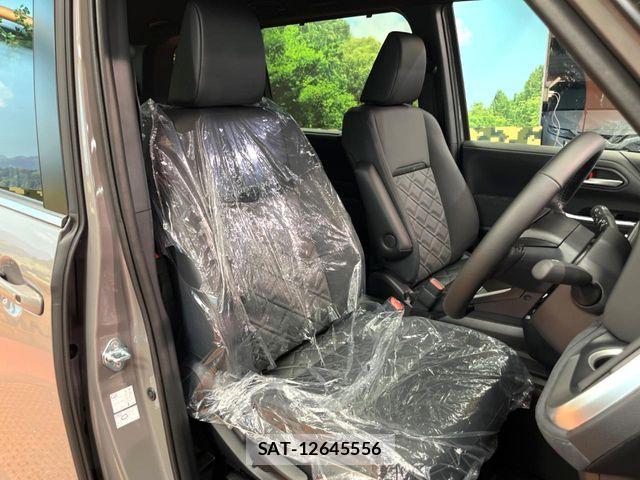 Toyota VOXY HYBRID 2026-07 8338456-9
