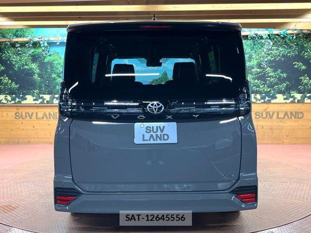 Toyota VOXY HYBRID 2026-07 8338456-16