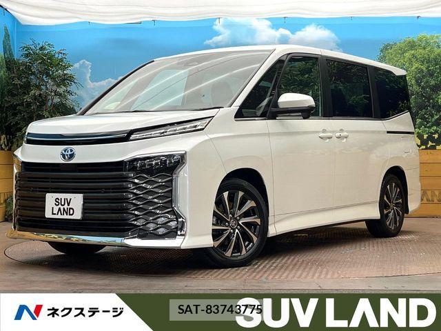 Toyota VOXY HYBRID 2023-07 8338464-0