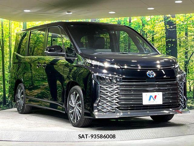 Toyota VOXY HYBRID 2024-06 8338473-16