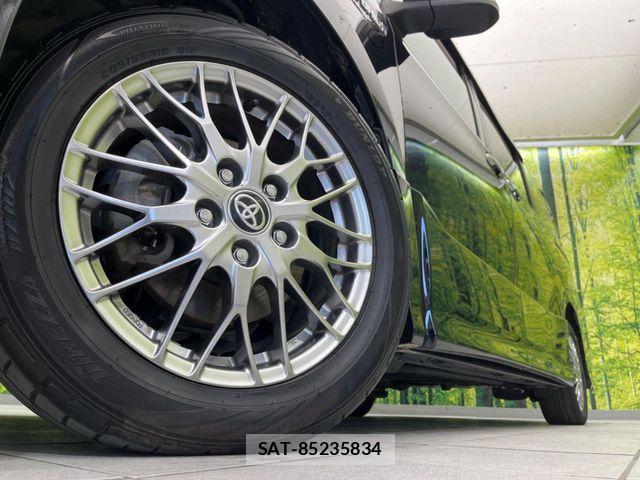 Toyota VOXY HYBRID 2019-07 8338484-13