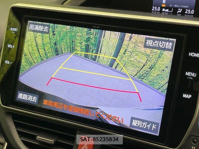Toyota VOXY HYBRID 2019-07 8338484-5