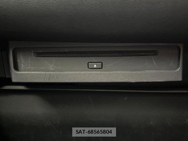 Toyota VOXY HYBRID 2024-02 8338477-6