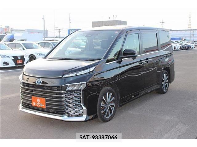 Toyota VOXY HYBRID 2022-11 8338481-26