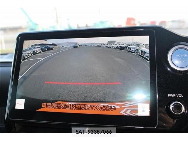 Toyota VOXY HYBRID 2022-11 8338481-2