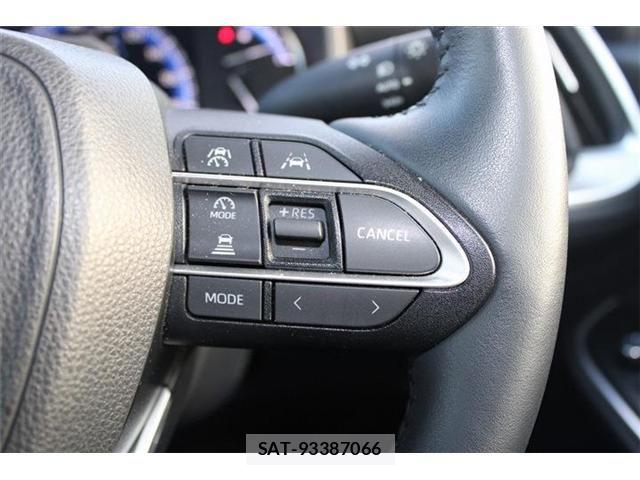 Toyota VOXY HYBRID 2022-11 8338481-5