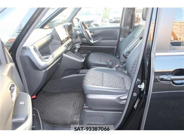 Toyota VOXY HYBRID 2022-11 8338481-6