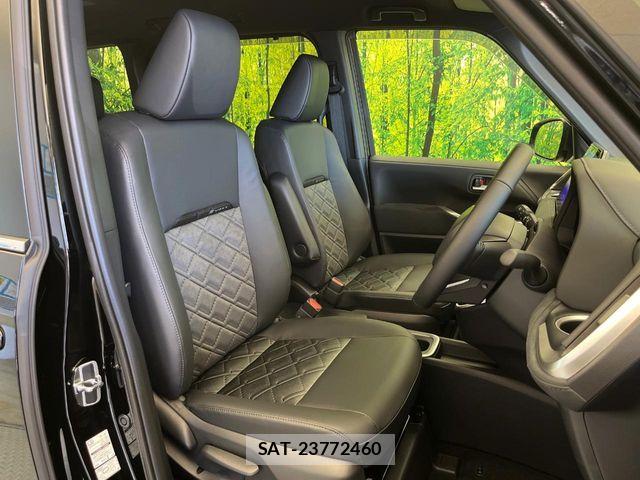 Toyota VOXY HYBRID 2026-06 8338457-7
