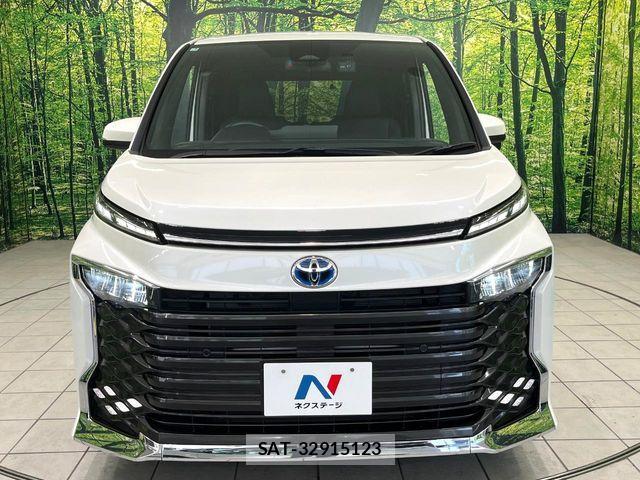 Toyota VOXY HYBRID 2025-04 8338465-14