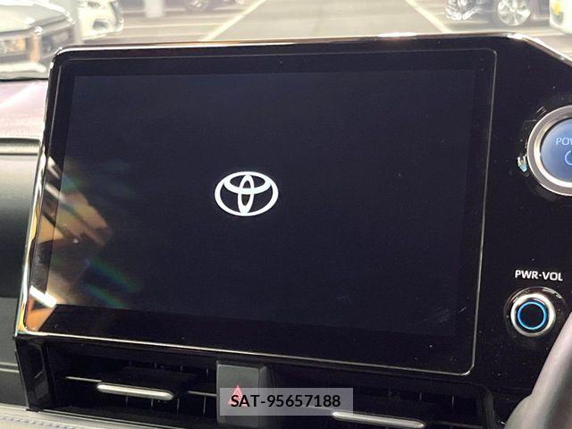 Toyota VOXY HYBRID 2023-08 8338458-4