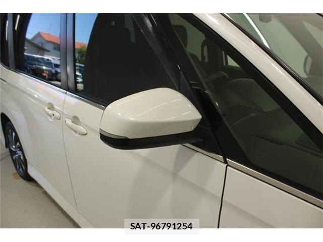 Toyota VOXY HYBRID 2022-11 8338483-22