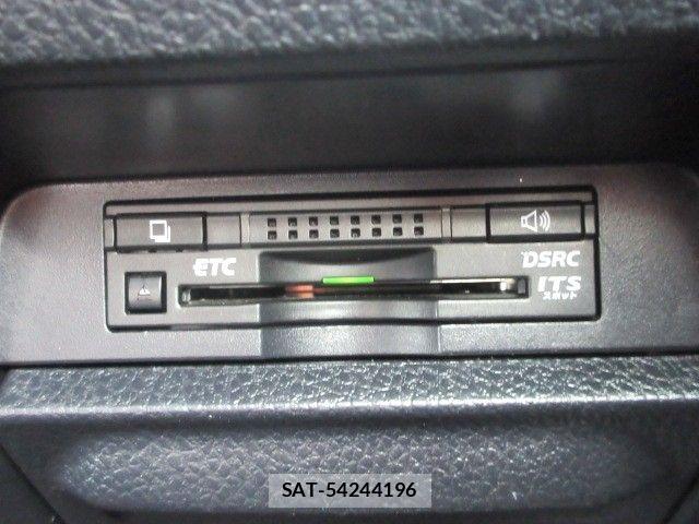 Toyota VOXY HYBRID 2015-04 8337674-14