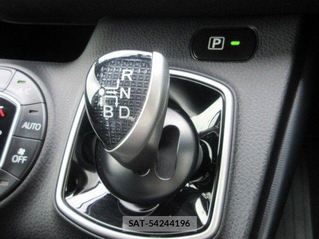 Toyota VOXY HYBRID 2015-04 8337674-20