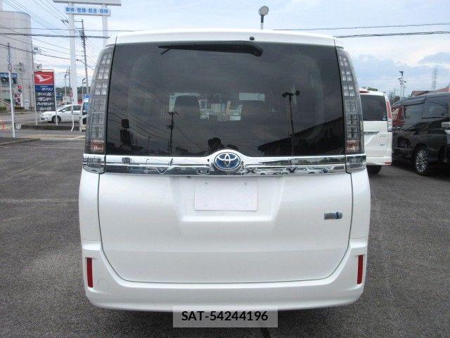 Toyota VOXY HYBRID 2015-04 8337674-4