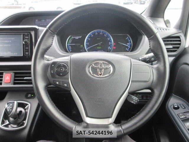 Toyota VOXY HYBRID 2015-04 8337674-8