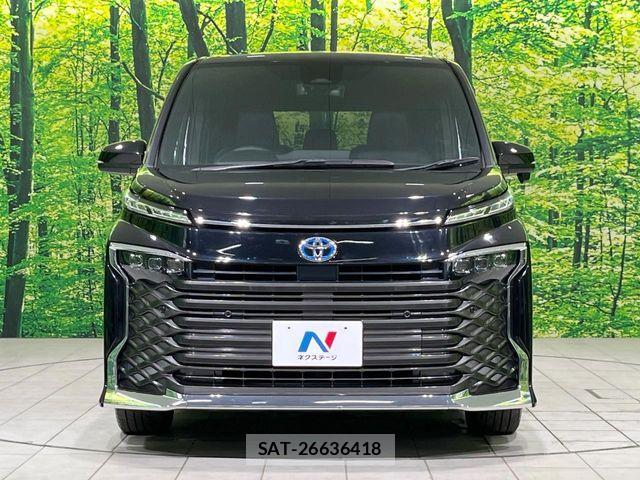Toyota VOXY HYBRID 2024-02 8338478-14