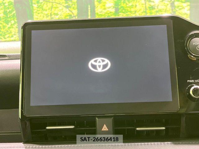 Toyota VOXY HYBRID 2024-02 8338478-3